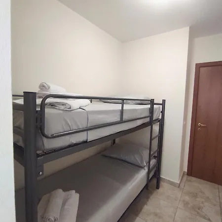 Kledia's Modern Apartman Tirana