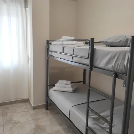 Kledia's Modern Tiran