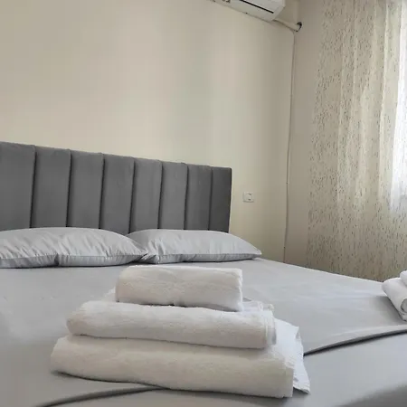 Kledia's Modern * Tiran