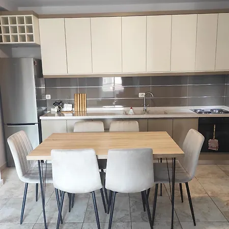 Daire Kledia's Modern