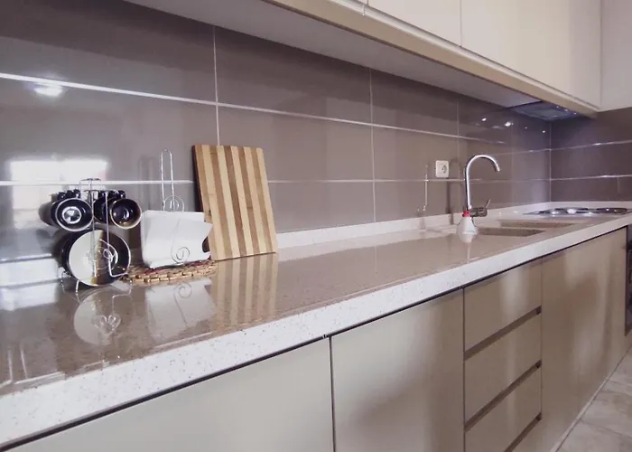 Kledia's Modern Apartmán Tirana