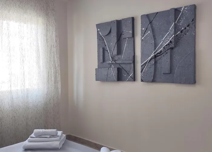 Kledia's Modern Apartmán