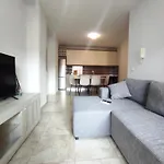 Kledia's Modern Appartement