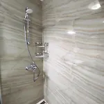 Kledia's Modern *