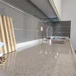 Kledia's Modern *