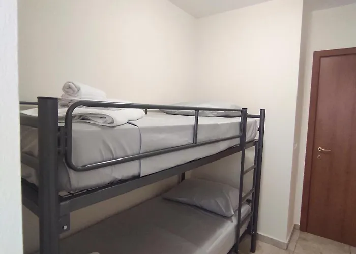 Kledia's Modern Lägenhet Tirana